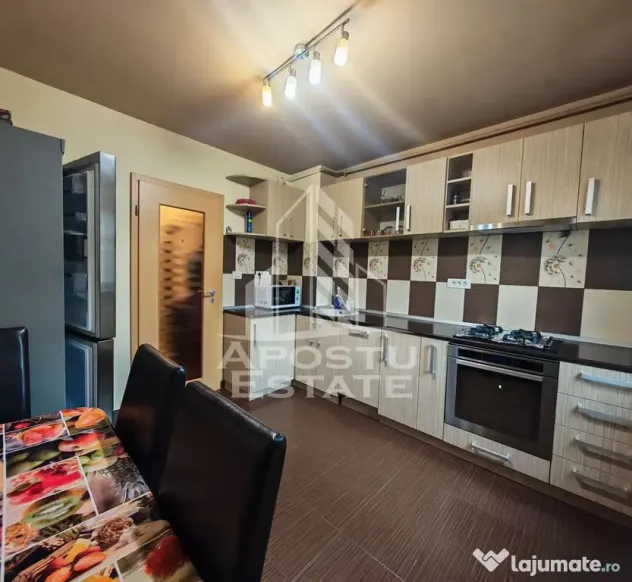 Apartament de vanzare,3 camere si 2 bai,etaj intermediar,zona Aradului - Timisoara (Timis)