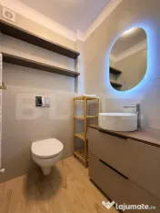 Apartament lux 3 camere, 2 bai, 64 mp, intermediar, parcare, 