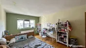 Apartament de vanzare cu 3 camere, 2 bai si o boxa, zona Torontalului 