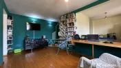 Apartament de vanzare cu 3 camere, 2 bai si o boxa, zona Torontalului 