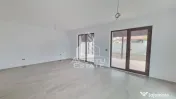 Casa individuala de vanzare cu 4 camere si garaj, Giarmata 