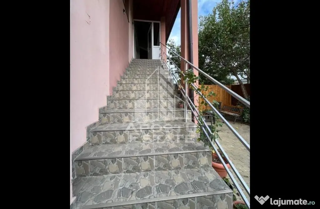 Casa indiviuala de vanzare,7 camere, teren 600 mp, zona Lipovei - Timisoara (Timis)