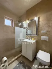 Casa indiviuala de vanzare,7 camere, teren 600 mp, zona Lipovei 