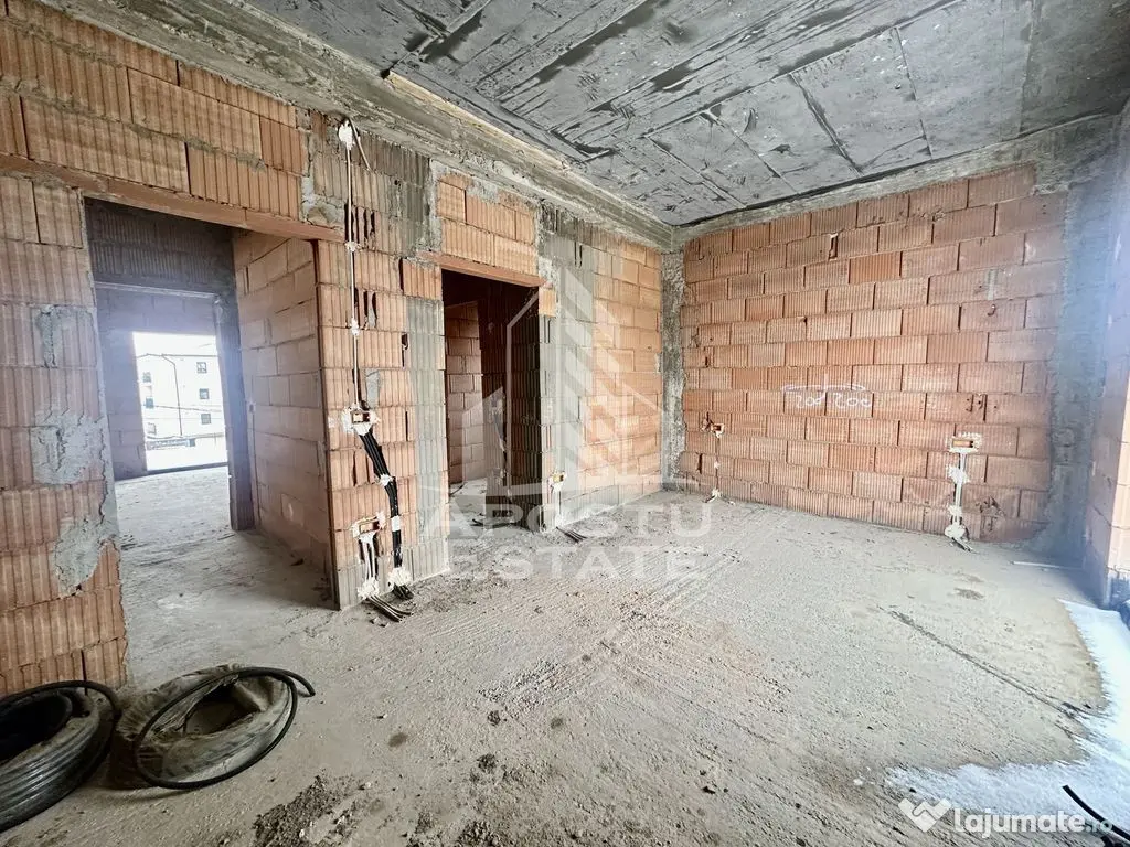 Casa individuala, la rosu, garaj incorporat, zona Eso din Giroc - Giroc (Timis)