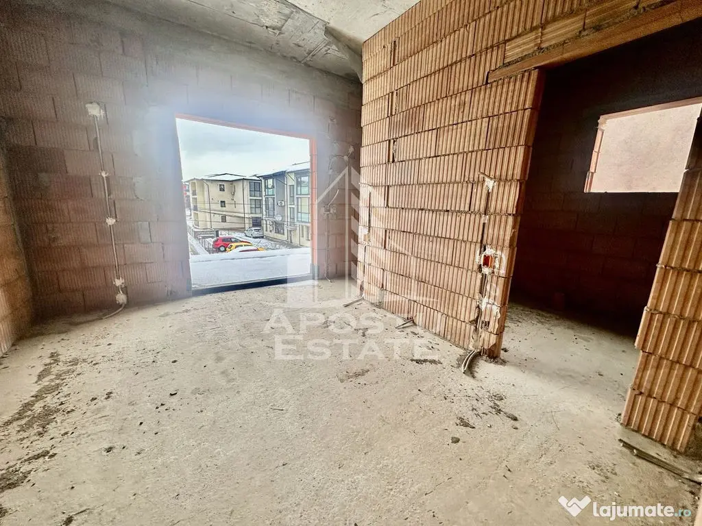 Casa individuala, la rosu, garaj incorporat, zona Eso din Giroc - Giroc (Timis)