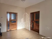Casa de vanzare, zero comision de la cumparator, in Curtici. 
