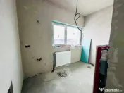 Duplex despartit prin camera tehnica 3 camere si 2 bai - Mos