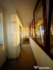 Apartament 3 camere de vanzare decomandat 54 mp zona Selimba 