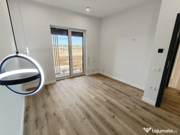 Duplex superb - finisaje premium - despartit prin C.T. - Mosnita Noua (Timis)