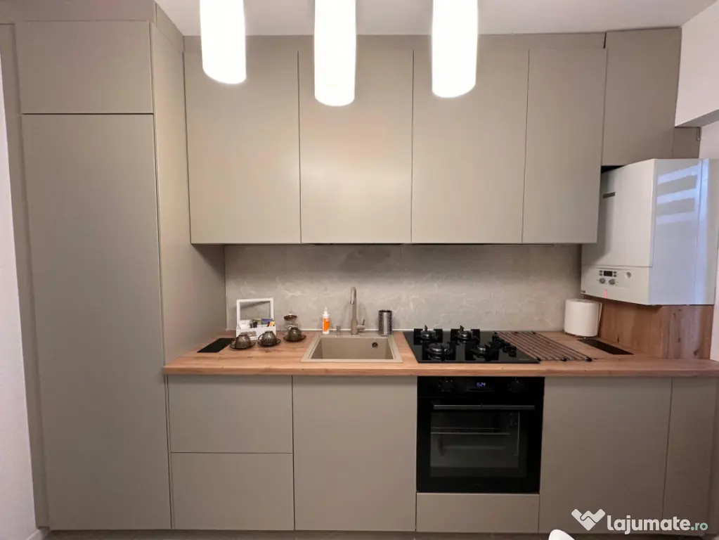 Apartament cu 2 camere de vânzare în zona Capitol – mobi - Constanta (Constanta)