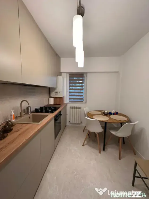 Apartament cu 2 camere de vânzare în zona Capitol – mobi - Constanta (Constanta)