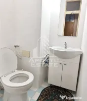 Apartament cu 3 camere de inchiriat in zona Girocului 