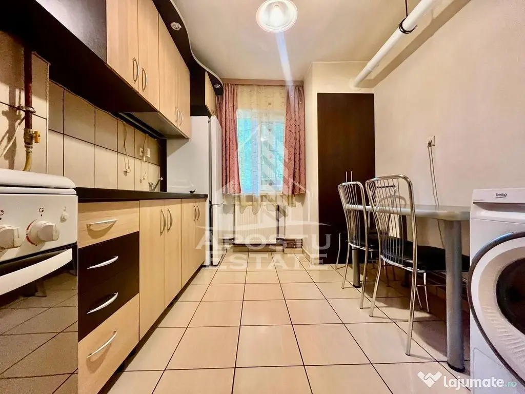 Apartament 2 camere, 52 mp utili, zona Podgoria - Arad (Arad)