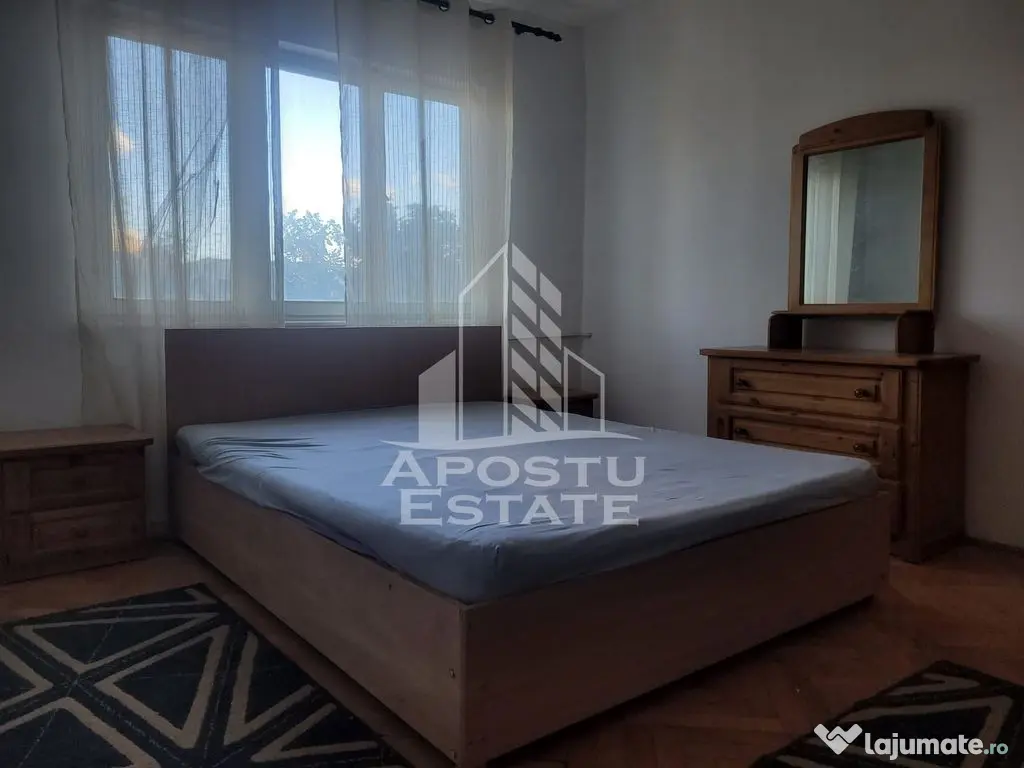Apartament cu 3 camere de inchiriat, zona Circumvalatiunii, Timisoara - Timisoara (Timis)
