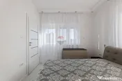 Apartament la casă cu 2 camere de închiriat |Grădiște | Parcare priva 