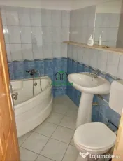 Apartament 3 camere de vânzare în Voineasa, județul Vâlcea