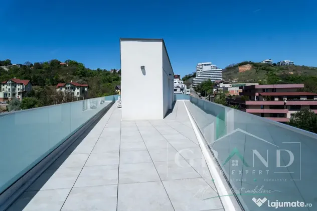 Penthouse pe două nivele, cu 100mp terasă, în Grigorescu - Cluj-Napoca (Cluj)