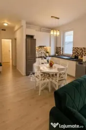 Apartament cu 2 camere de inchiriat-loc de parcare, Dumbravita