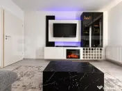 Apartament modern cu 3 camere, șemineu, 2 balcoane și parc 