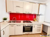 Studio de 47 mp utili, etaj 1, mobilat, cu loc de parcare, 