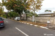 Straulesti - str. Pietrosita nr. 10, Casa demolabila cu teren 388 mp