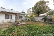 Straulesti - str. Pietrosita nr. 10, Casa demolabila cu teren 388 mp
