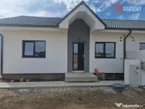 Duplex de vanzare cu 3 camere, zona Drumul Manastirii