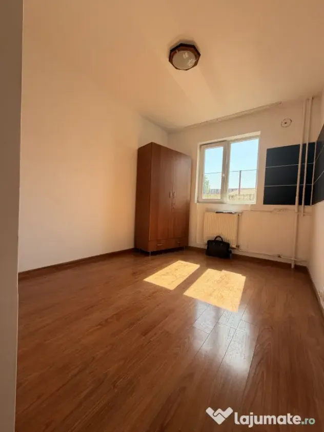 Garsoniera 13 mp, renovata, parter - Dambovita - Timisoara (Timis)