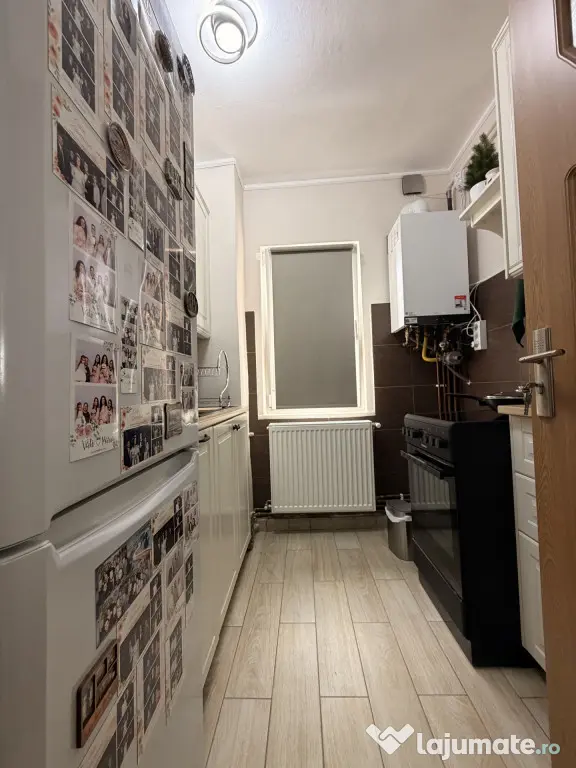 Apartament 3 camere, semidecomandat, 51 mp utili, etaj 7-Tim - Timisoara (Timis)