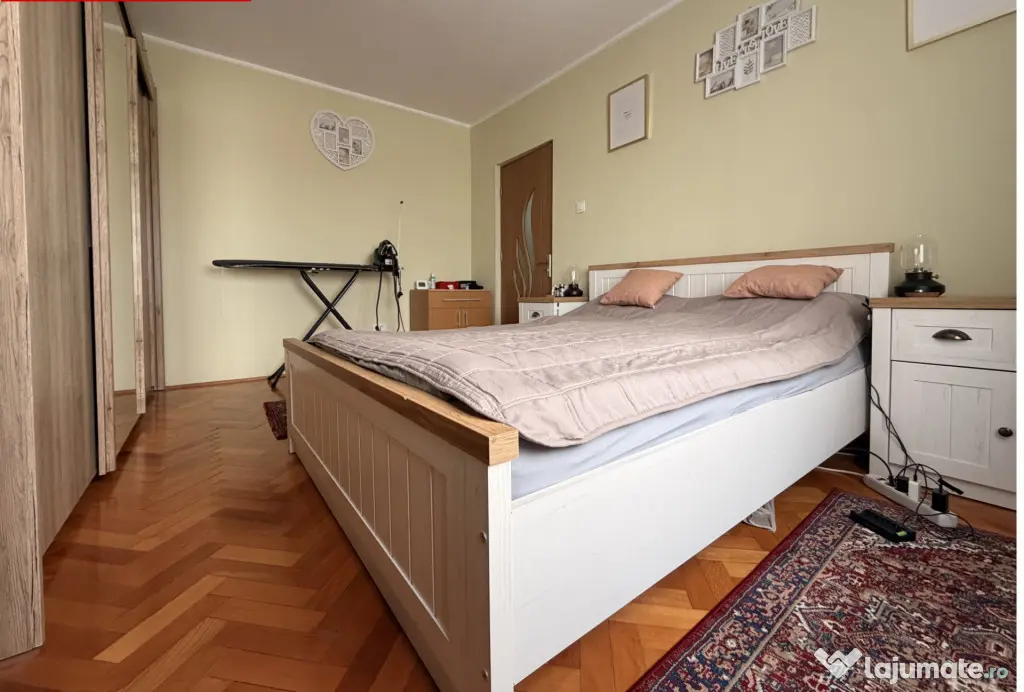 Apartament 3 camere, semidecomandat, 51 mp utili, etaj 7-Tim - Timisoara (Timis)