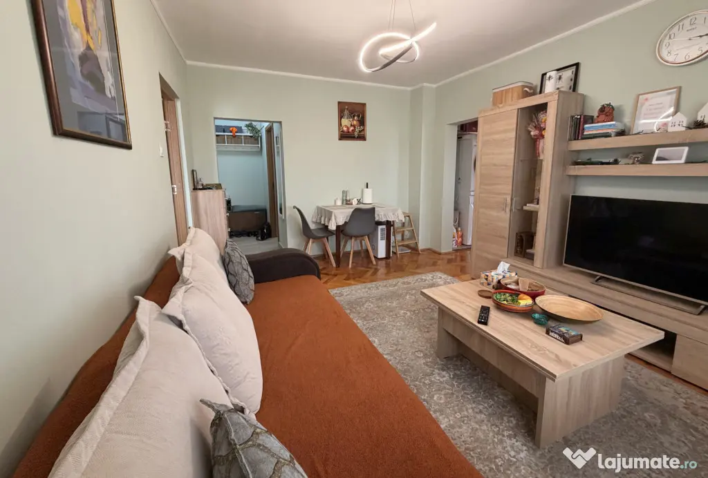 Apartament 3 camere, semidecomandat, 51 mp utili, etaj 7-Tim - Timisoara (Timis)