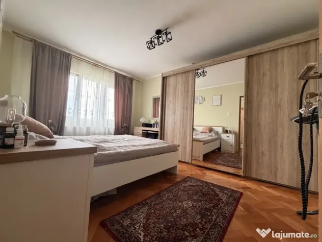 Apartament 3 camere, semidecomandat, 51 mp utili, etaj 7-Tim - Timisoara (Timis)