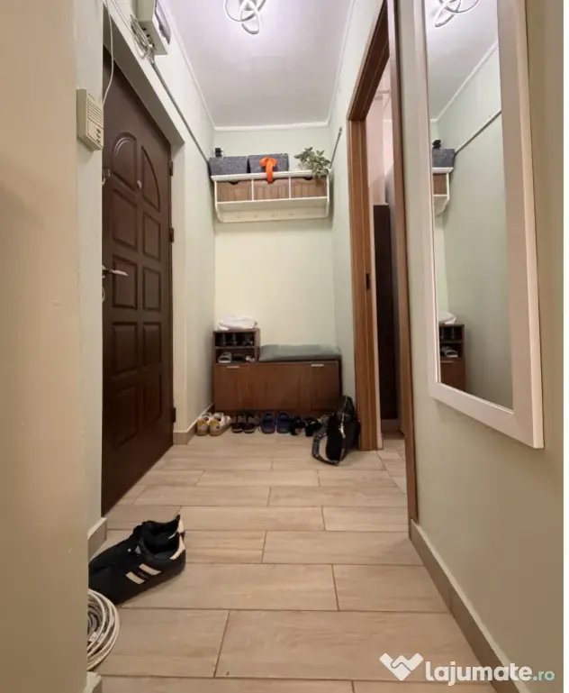 Apartament 3 camere, semidecomandat, 51 mp utili, etaj 7-Tim - Timisoara (Timis)