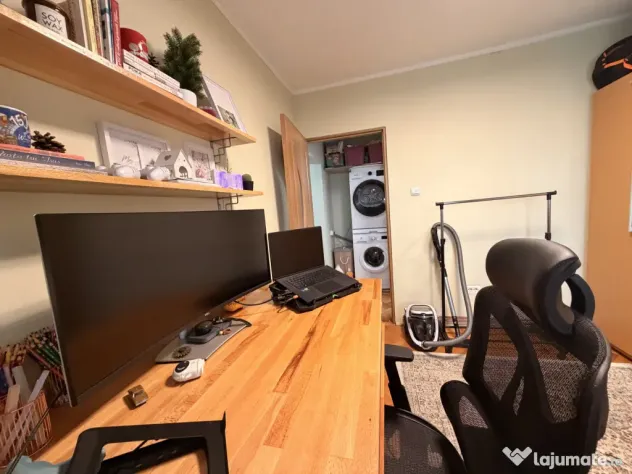 Apartament 3 camere, semidecomandat, 51 mp utili, etaj 7-Tim - Timisoara (Timis)