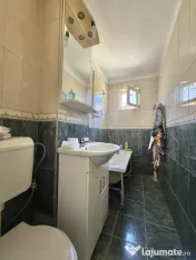 Apartament 2 camere, etaj 4, 40mp utili, zona Dambovita 