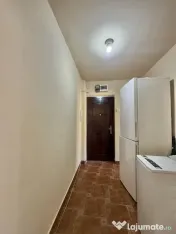Apartament 2 camere, etaj 4, 40mp utili, zona Dambovita 