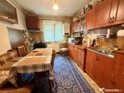 Apartament decomandat cu 3 camere, 2 bai - zona Lipovei 