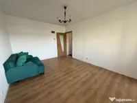 Apartament cu 3 camere, etaj 3, semidecomandat - Dacia 