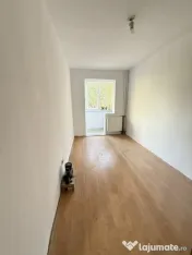 Apartament cu 3 camere, etaj 3, semidecomandat - Dacia