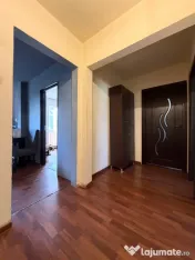 Apartament 3 camere, 69 mp utili, mobilat, utilat, etaj 4-Ce 