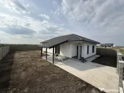 Casa individuala, 4 camere, 105 utili, 580 teren- Sanmihaiu 