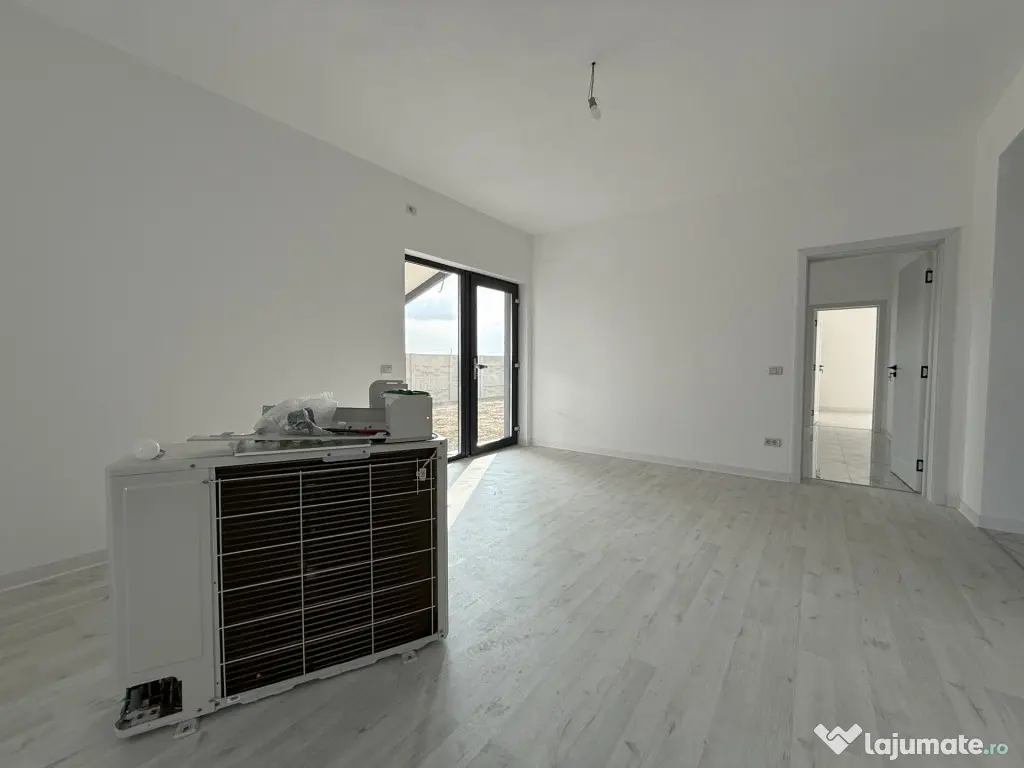 Casa individuala, 4 camere, 105 utili, 580 teren- Sanmihaiu - Sanmihaiu Roman (Timis)