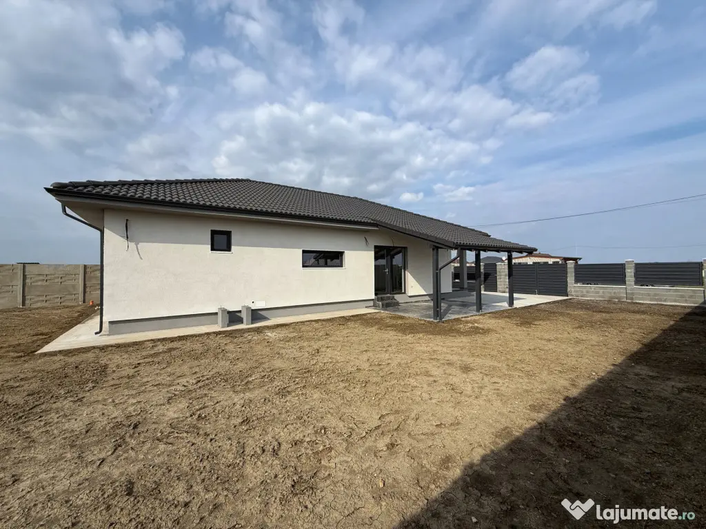 Casa individuala, 4 camere, 105 utili, 580 teren- Sanmihaiu - Sanmihaiu Roman (Timis)