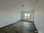 Apartament 2 camere, decomandat, parter, terasa 20mp in Giro
