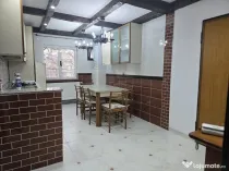 Apartament 3 camere, decomandat, etaj 1 - Aradului