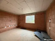 Casa individuala 4 camere, 405mp teren, 120mp utili in Utvin 