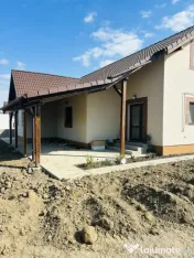 Casa individuala 4 camere, 405mp teren, 120mp utili in Utvin 