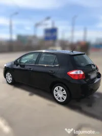 Toyota Auris 1.6 Valvematic, 2012, cutie automată  – 64.100 km 