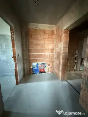 Apartament nou, 2 camere, etaj 2, 47 mp utili + balcon - Chi