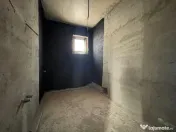 Duplex 5 camere despartit prin garaj - Mosnita Noua 